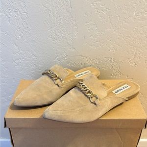 Steve Madden Women’s Tan Suede mules - size 7.5